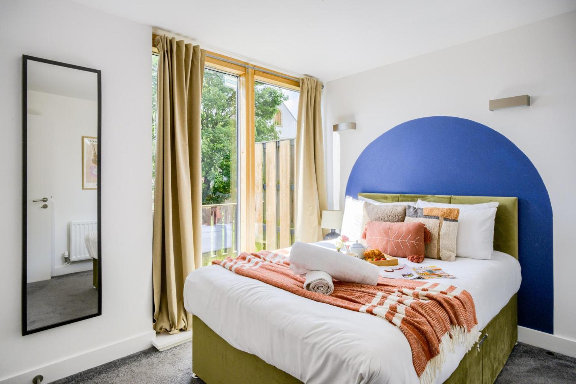 Coventry Large 4-Bed Townhouse By Empower Homes מראה חיצוני תמונה