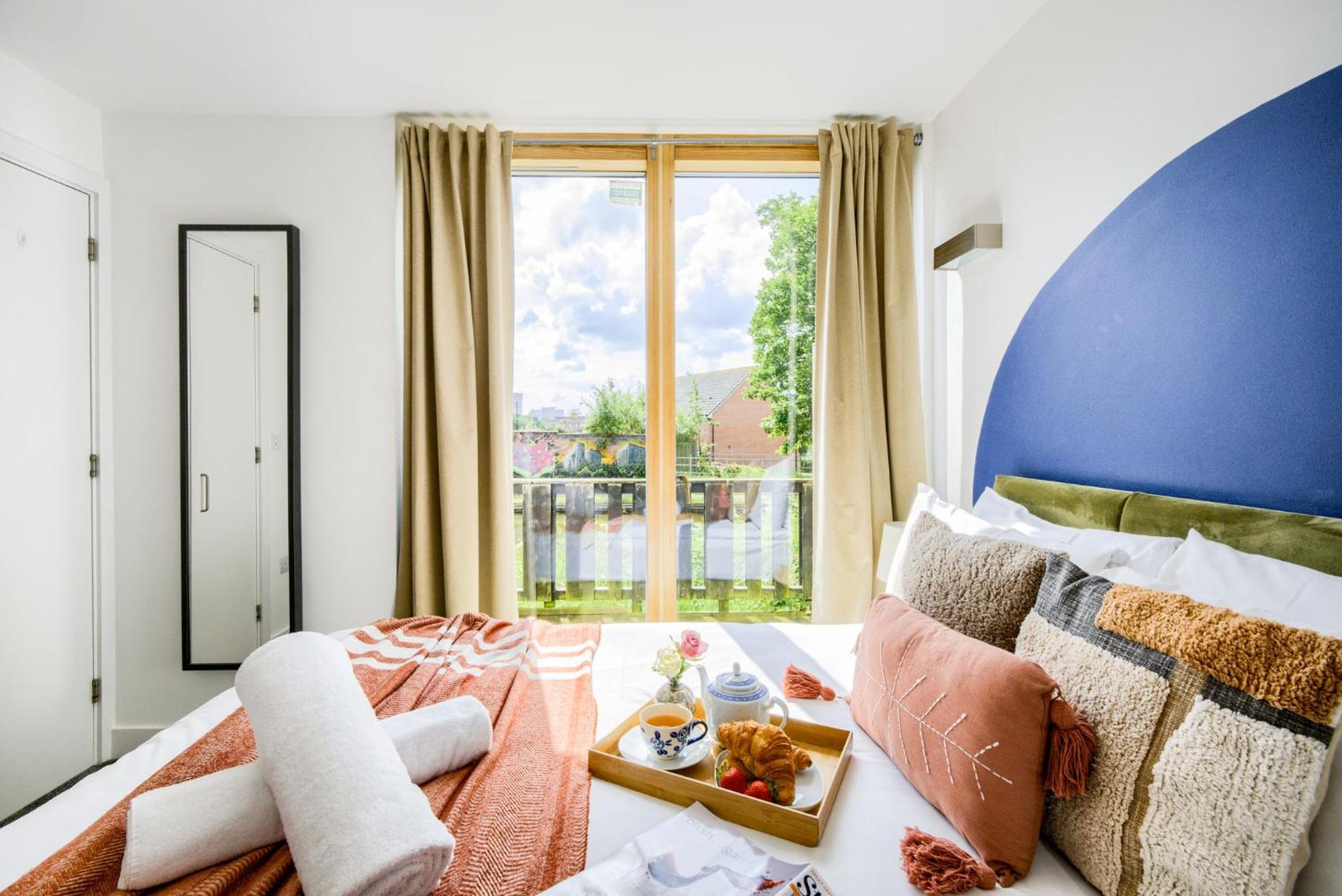 Coventry Large 4-Bed Townhouse By Empower Homes מראה חיצוני תמונה